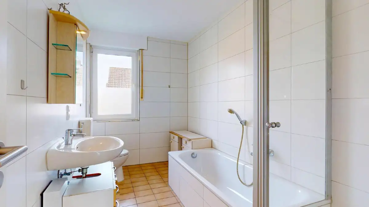 Etagenwohnung – Bild 3 von 11