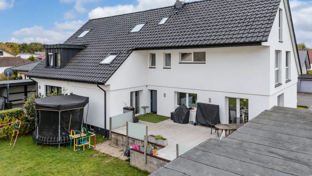 Gartenseite des Gebäudes