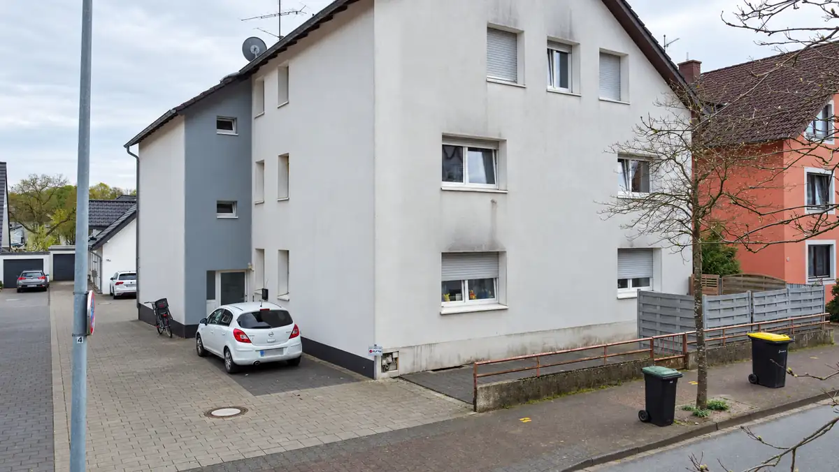 Straßenansicht