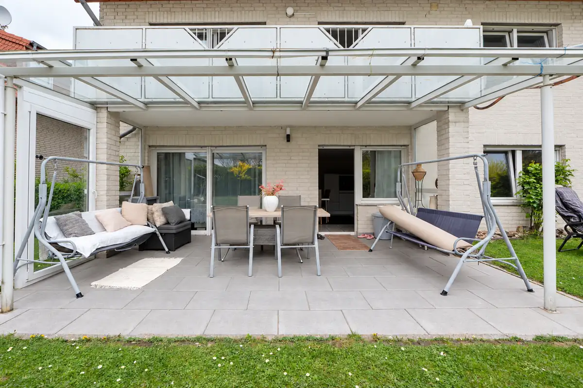 Überdachte Terrasse